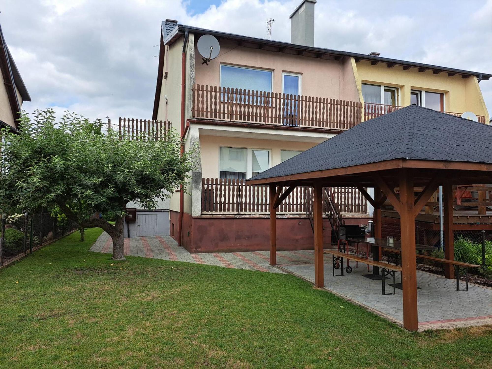 Haus In Der Ruhigen Siedlung Holiday home *
